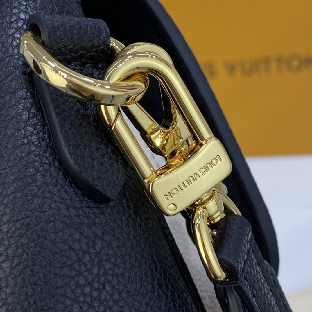 Louis Vuitton LOCKME TENDER Shoudler Bag M58557 Black